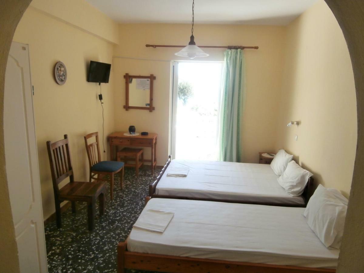 Billy'S Amoudi Apartments Екстер'єр фото