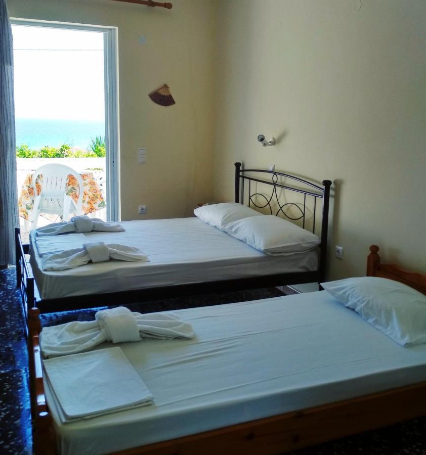 Billy'S Amoudi Apartments Екстер'єр фото